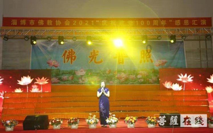 农村媳妇用传统方法腌辣椒，这样的做法很少见，吃一年也不会坏！游戏画面